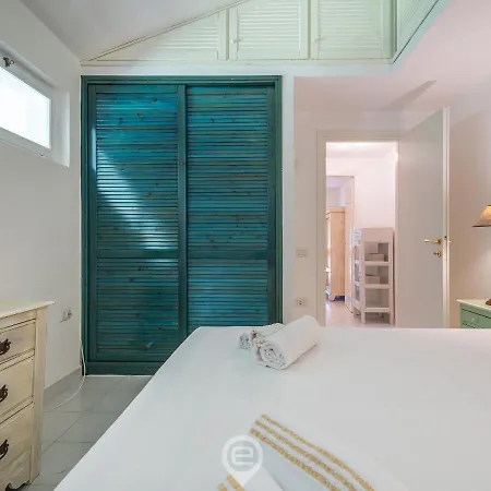 Flora By Estay * San Gregorio (Sardinia)